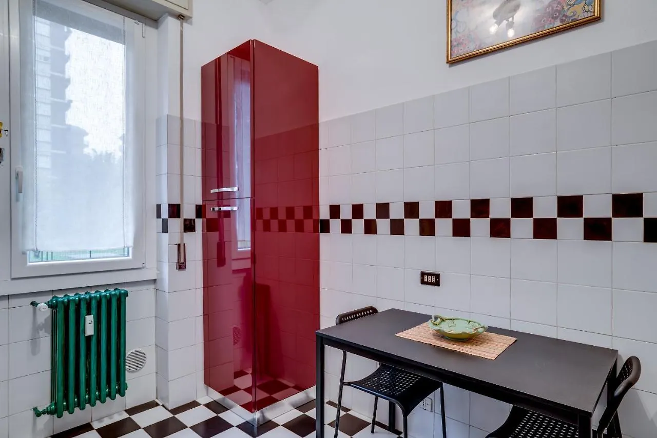 Guesthero Apartment Milano - Precotto M1 Italy