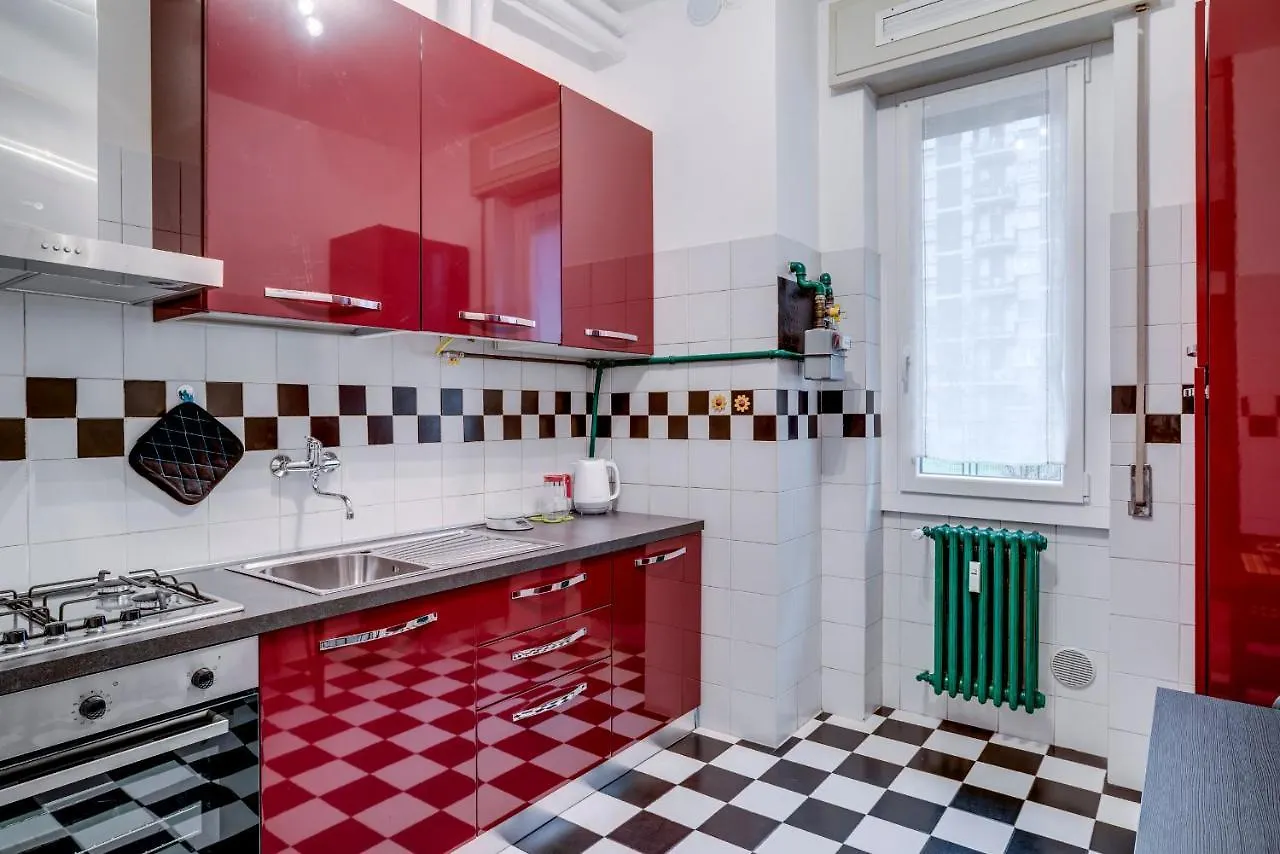 Guesthero Apartment Milano - Precotto M1 Italy